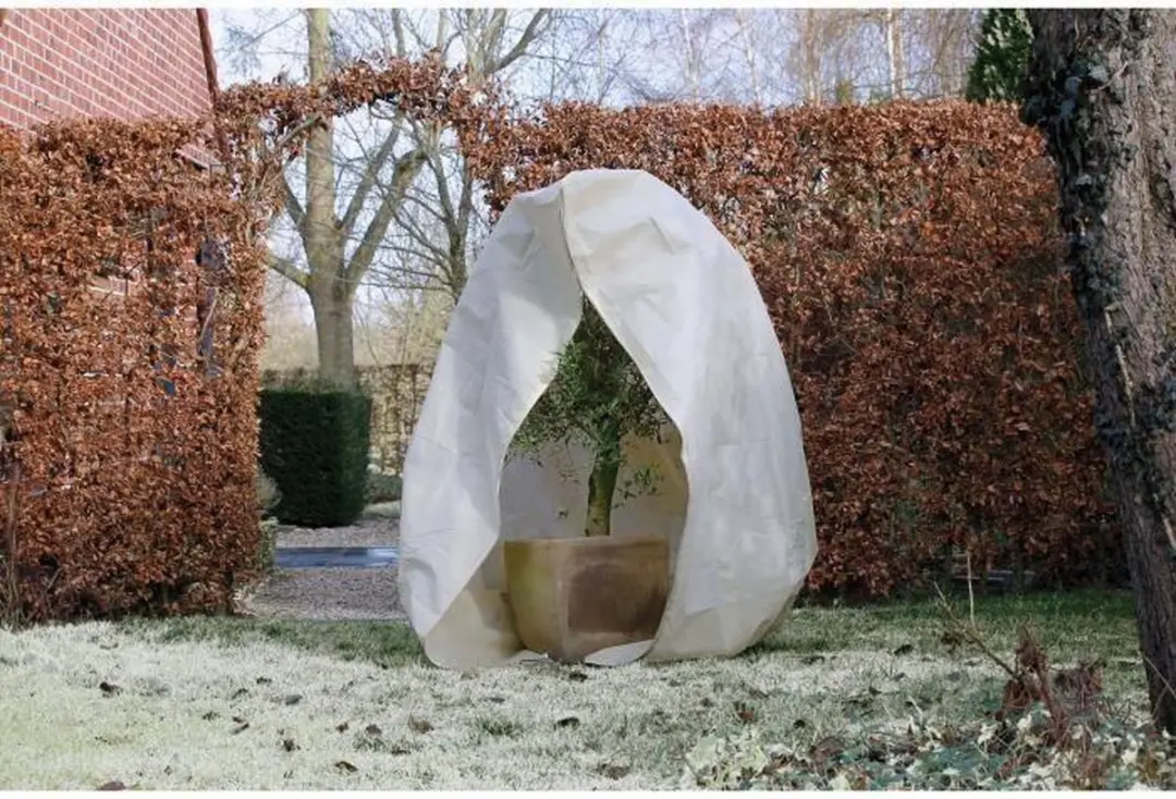 Beschermhoes / Winterafdekhoes Voor Planten Met Koord 50g/m2 Ø100cm x 1,50mt Wi