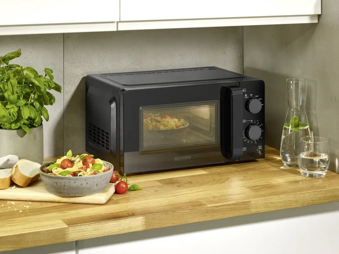 Severin MW 9587 Magnetron 800W - 20L - Zwart