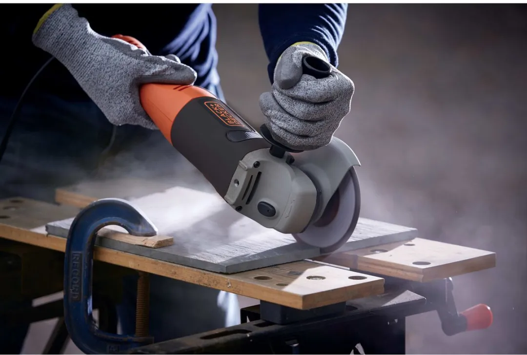BLACK+DECKER KG1202K-QS Haakse Slijper 1200W 125mm
