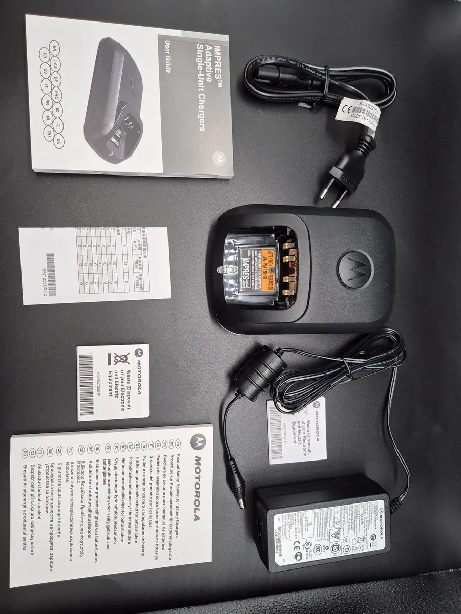 Motorola IMPRES WPLN4255B Oplader - 240W - 2 Outputs - Zwart