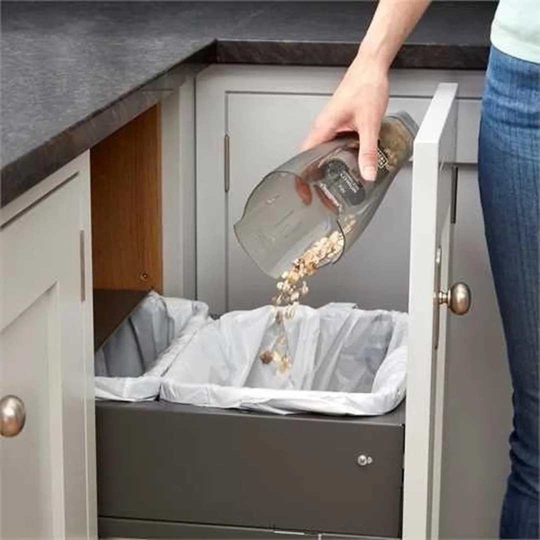 BLACK+DECKER NVC215W Kruimeldief - 0.39L - IJsblauw