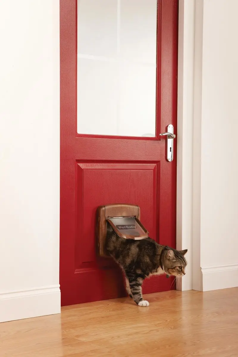 PetSafe Kattenluik 401 Magnetisch - Tot 7 kg - Hout - afbeelding 5 van 6