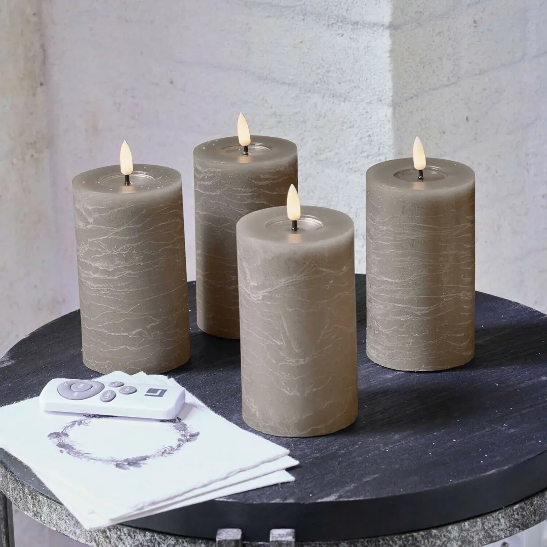Loberon Rimfalla Ledstompkaars - Set van 4 - Taupe - afbeelding 3 van 6