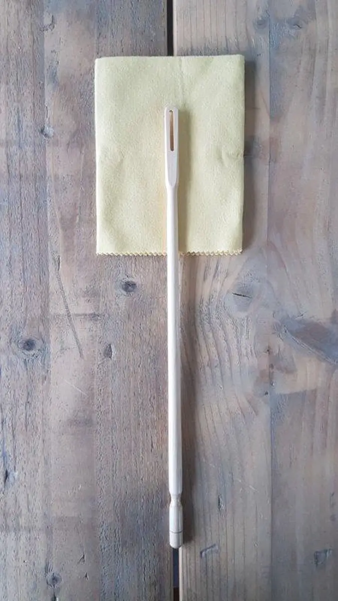Schoonmaakstok en poetsdoek voor dwarsfluiten en andere zilveren instrumenten