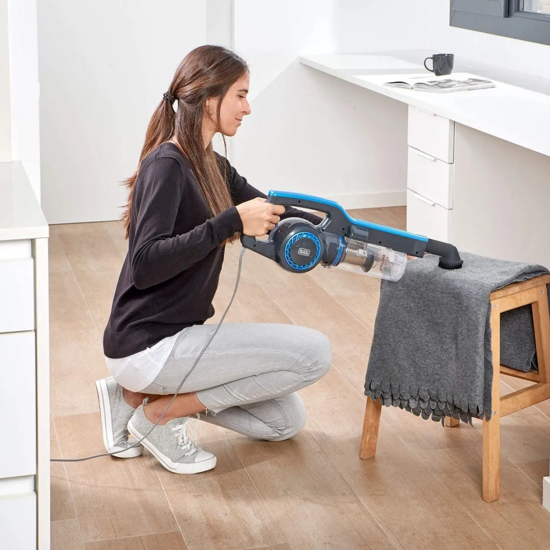 BLACK+DECKER BXVMS600E Steelstofzuiger 600W - Blauw