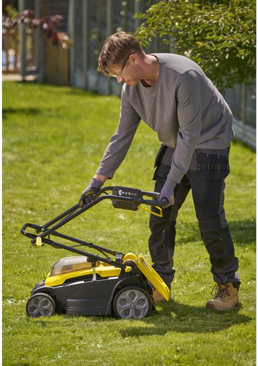 grasmaaier STANLEY 34cm 18V Push Mower 4Ah Kit