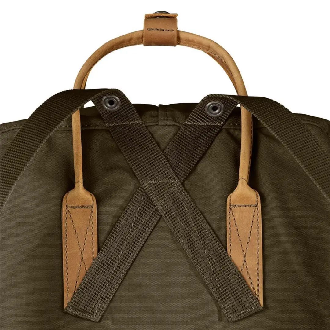 Fjällräven Kånken No. 2 Rugzak - 16L - Dark Olive - afbeelding 5 van 6