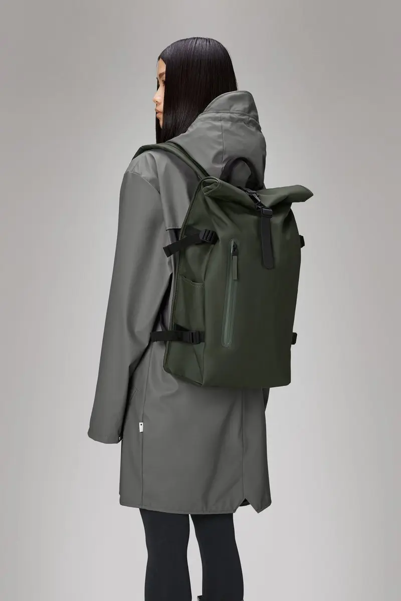 Rains Rolltop Rugzak W3 Large - Groen - afbeelding 5 van 6