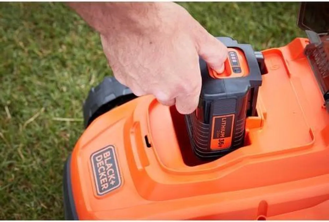 BLACK+DECKER BCMW3336N-XJ 36V Grasmaaier 33cm - 35L - afbeelding 6 van 6