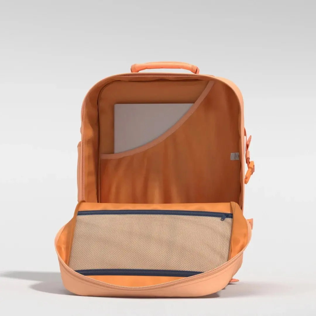 CabinZero Classic 44L Ultra Light Cabin Bag sunny day - afbeelding 4 van 6