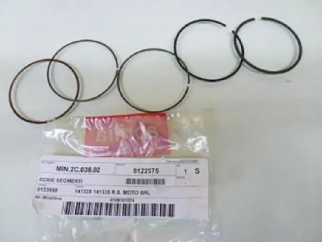 Originele zuiger voor Aprilia 250 Leonardo ST 2001 AP8122575, nieuw