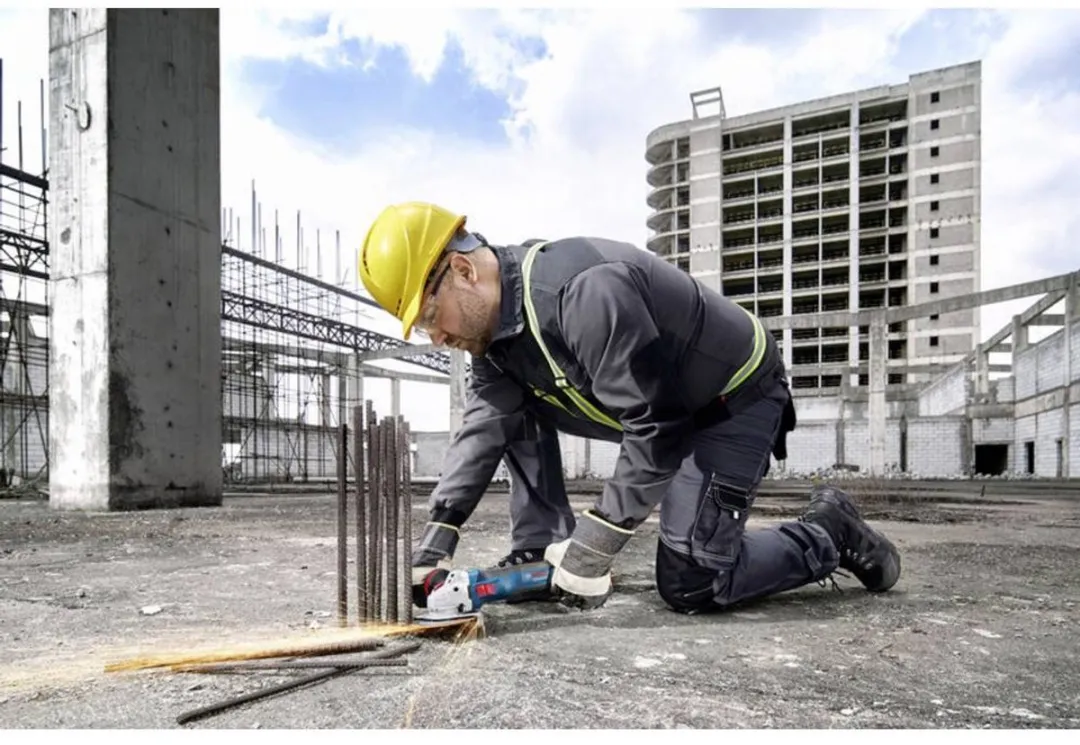 Bosch Professional GWS 18V-11 S Accu Haakse Slijper 125mm - 18V