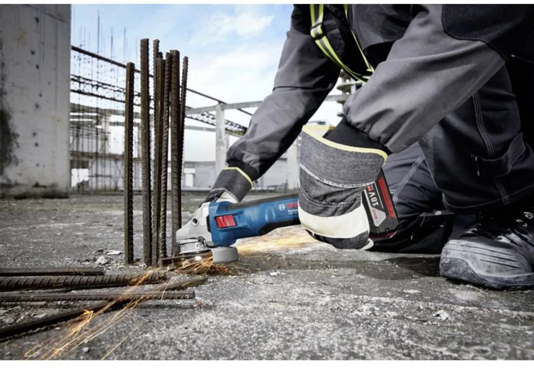 Bosch Professional GWS 18V-11 S Accu Haakse Slijper 125mm - 18V