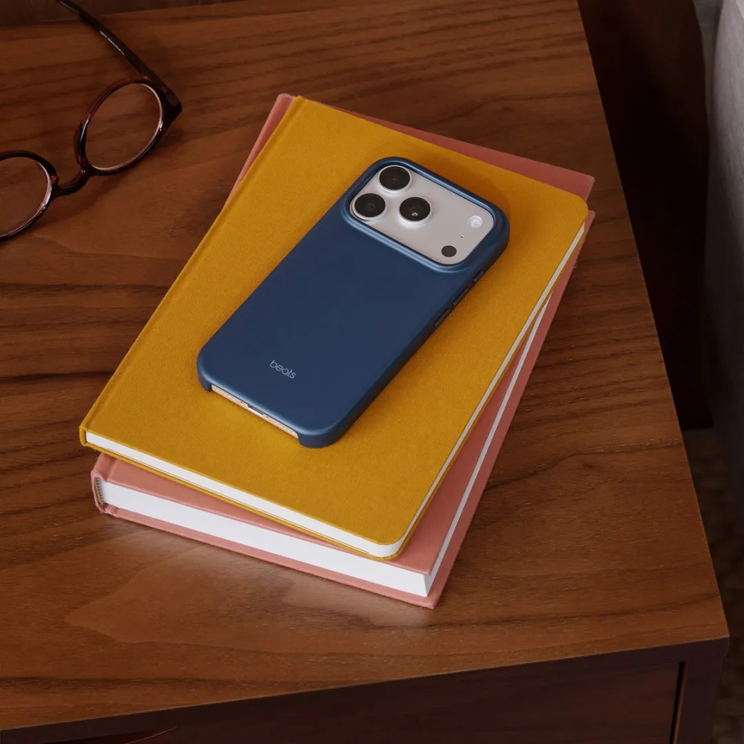 Beats Case MagSafe MGKG4LL/A iPhone 17 Pro - Blauw