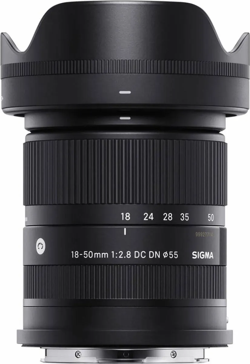 Sigma 18-50mm f/2.8 DC DN Contemporary L-Mount