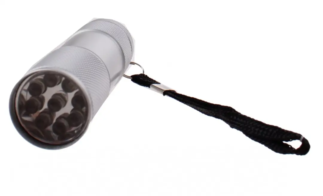 Johntoy Zaklamp Led Batterij 9 X 2,5 Cm Zilver
