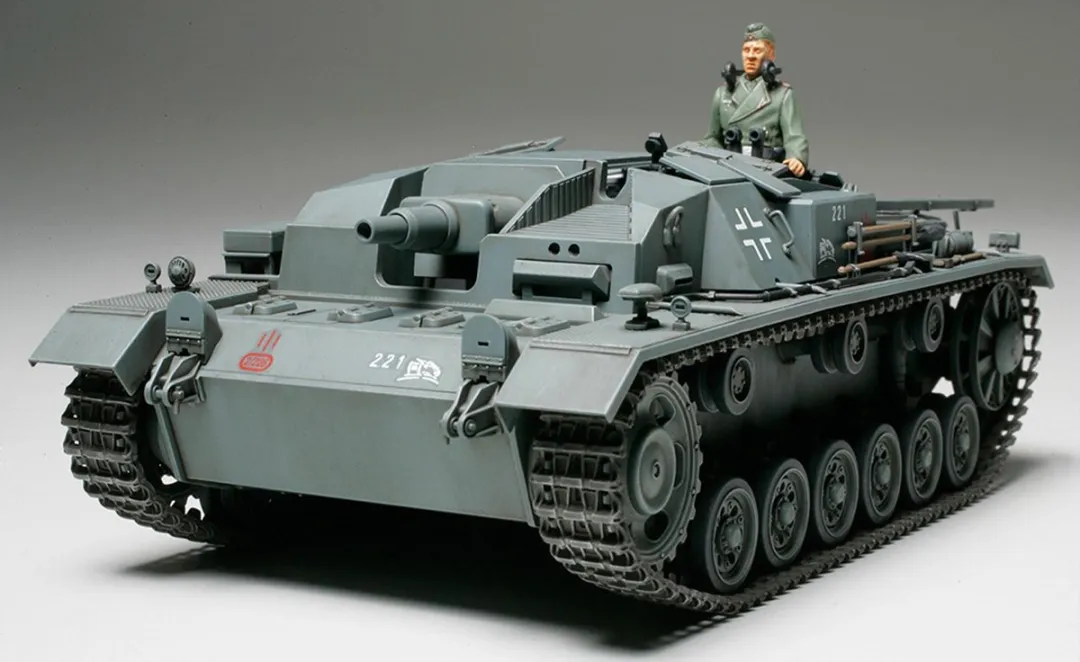 Tamiya Sd.Kfz. 142 Sturmgeschütz III Ausf. B 35281 - 1:35 - Modelbouwpakket Multi
