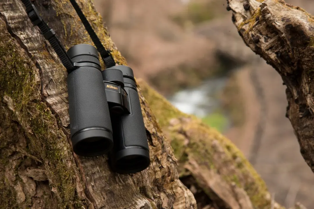 Nikon Monarch HG 10x30 Verrekijker - BAA784SB - Zwart - afbeelding 5 van 6