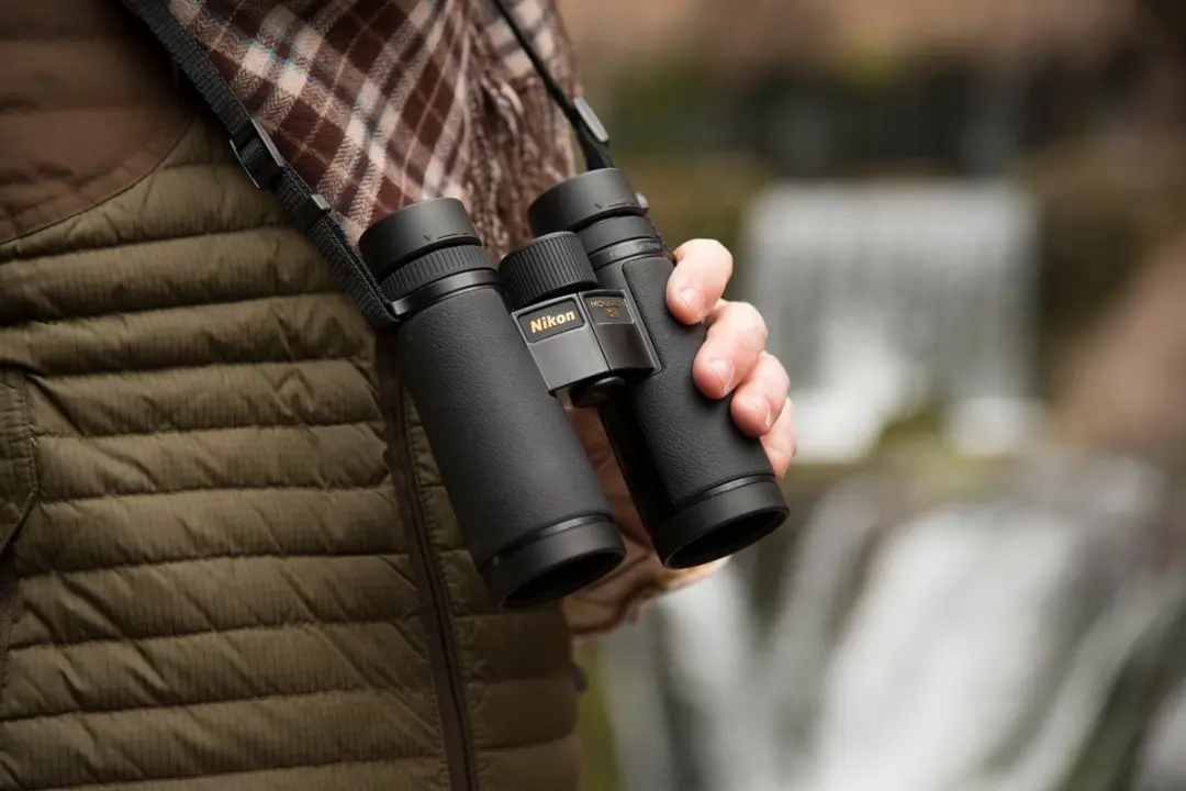 Nikon Monarch HG 10x30 Verrekijker - BAA784SB - Zwart - afbeelding 2 van 6