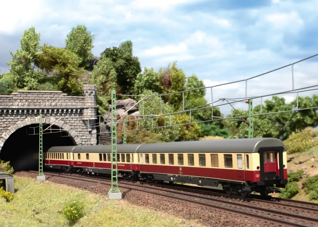 Märklin Sneltreinwagon Apmz 121 H0
