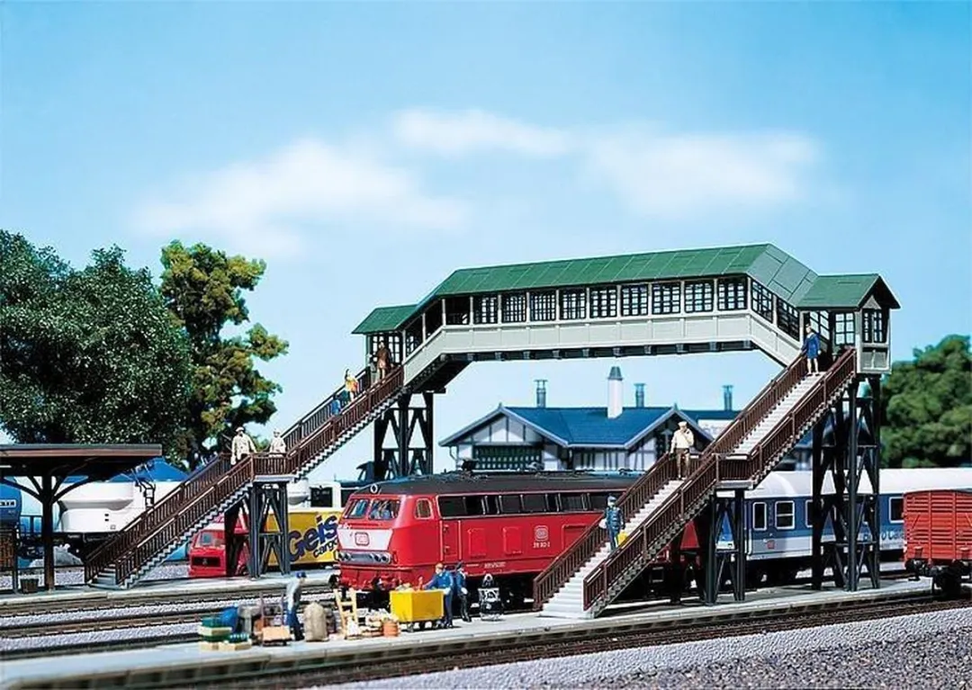 Faller Voetgangersbrug H0 Modelbouwdecoratie - Bruin/Grijs/Wit/Zwart