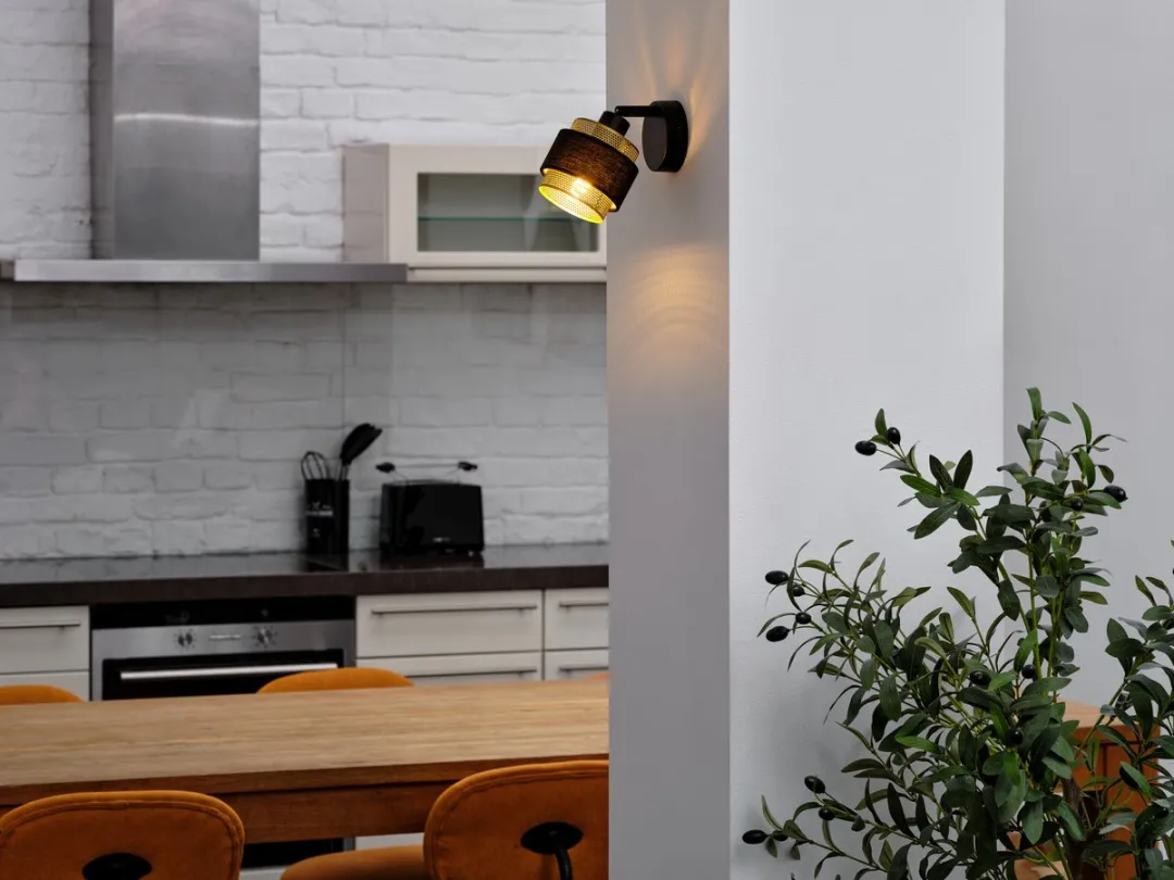 Osram LED Spot Hornet 2.8W E14 - Warm wit 2700K - Zwart - afbeelding 6 van 6