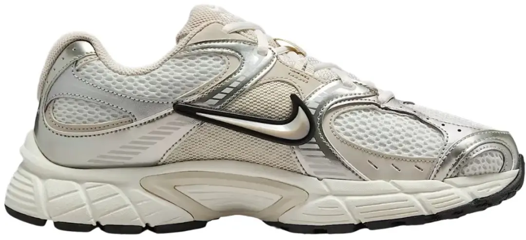 Nike V5 RNR Dames Sneakers - Beige/Zilver - 37.5 - afbeelding 4 van 6