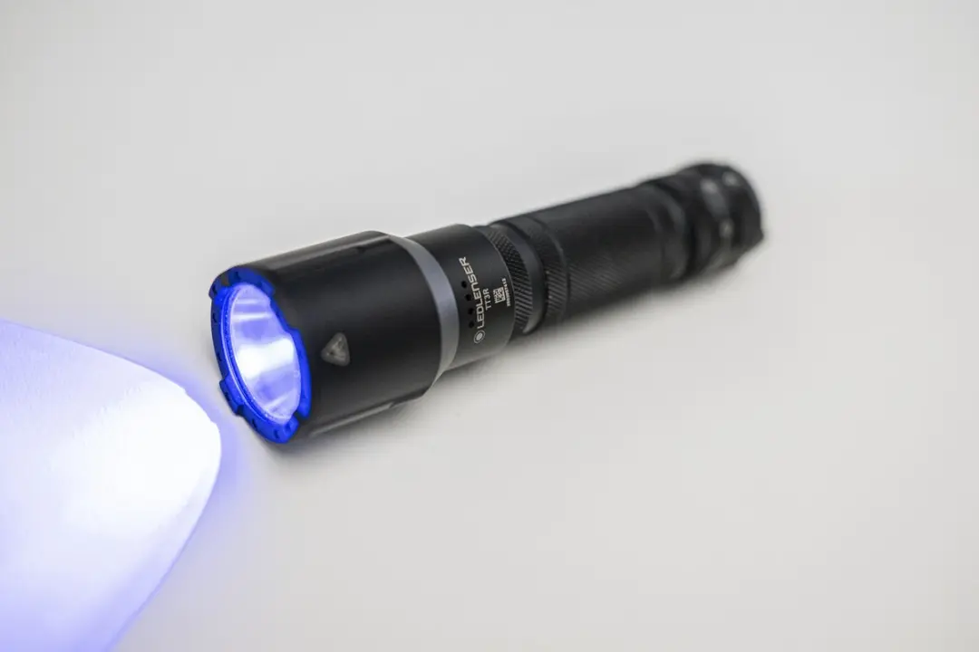 Ledlenser TT3R 503187 Tactische Zaklamp - Zwart - afbeelding 3 van 6
