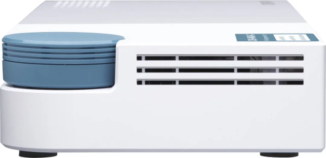 QNAP QSW-M408-4C - Switch - Managed - 8 x 10/100/1000 + 4 x combo 10 Gigabit SFP+ - desktop