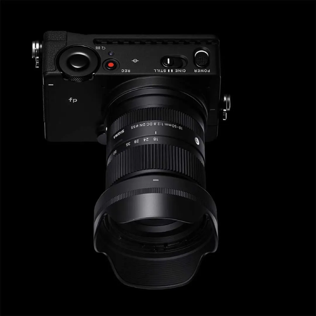 Sigma 18-50mm F2.8 DC DN Contemporary Fujifilm X - Camera lens