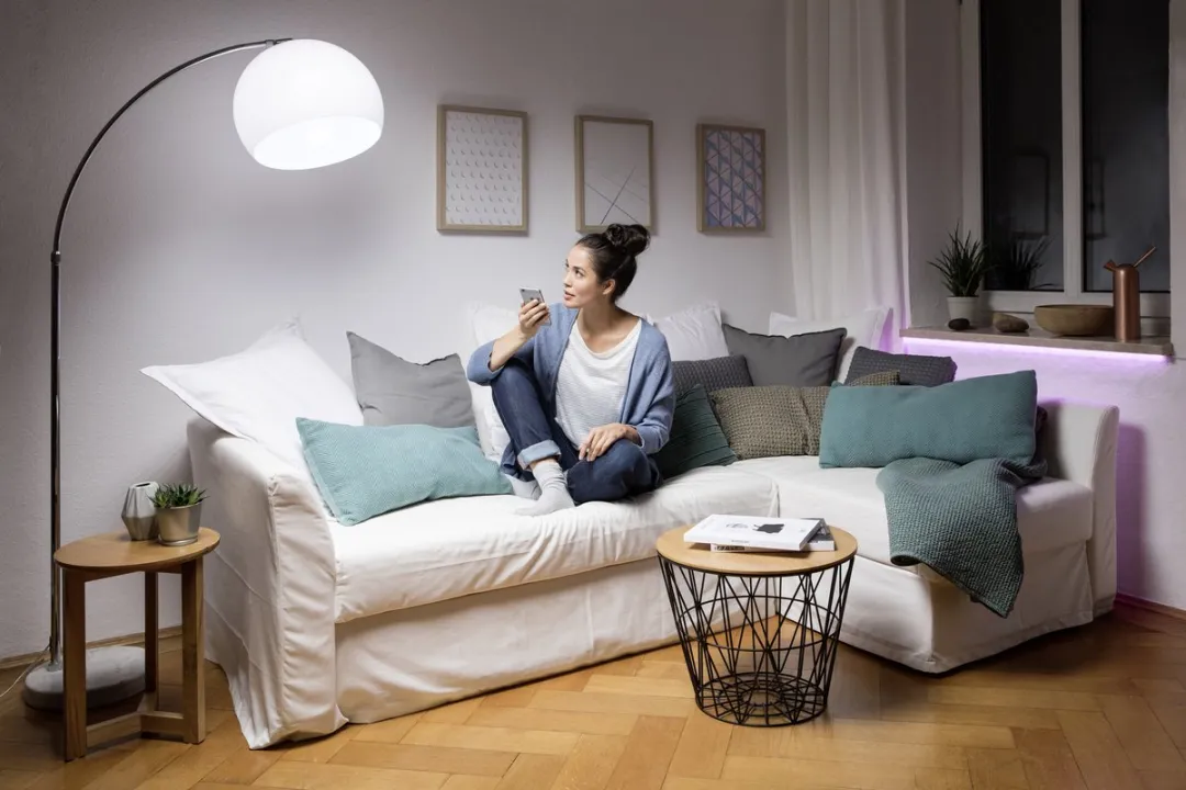 Osram Smart LED-lamp A60 E27 9W RGBW - 16 Miljoen Kleuren