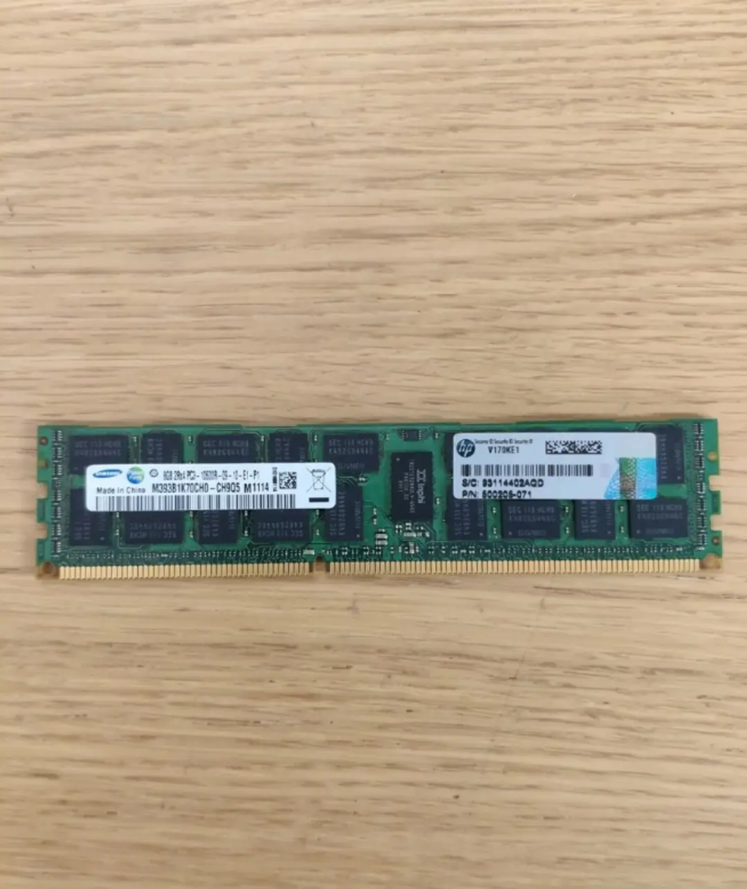 Samsung M393B1K70CH0-CH9Q5
