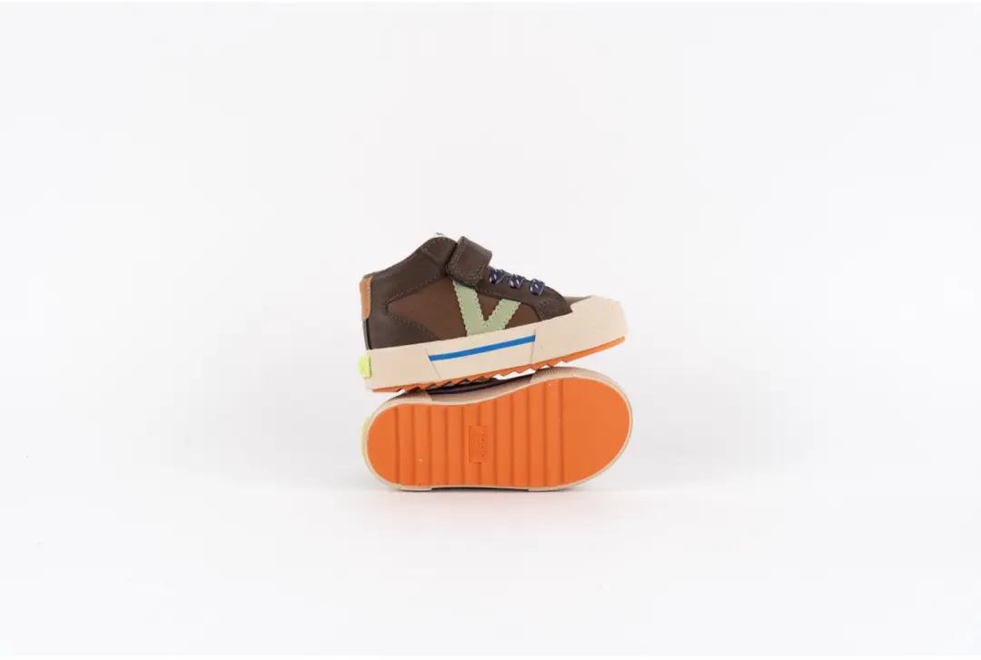 Victoria Tribu Bandje & Elastiek In Lederlook Sneaker