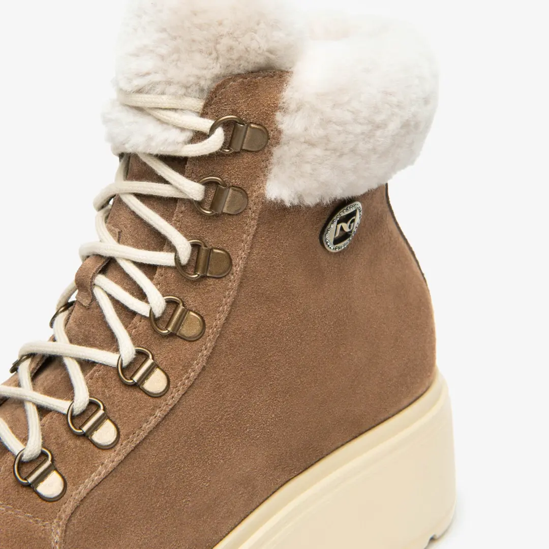 Laarzen Nerogiardini Velour Montone Cappuccino Eva Gorga Crème + Ba