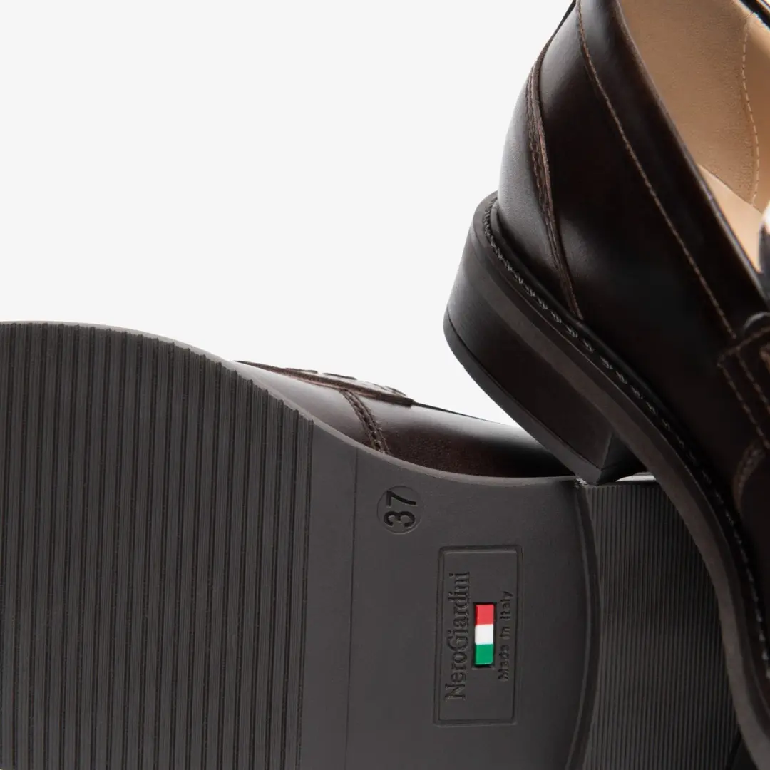 Elegante Schoen Nerogiardini Manoleteilka 700 Tr Estella College T
