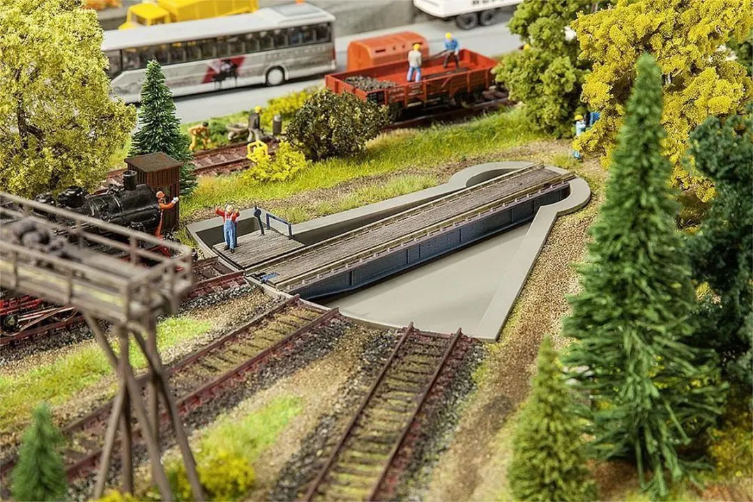 Faller H0 Segment-draaischijf met servo