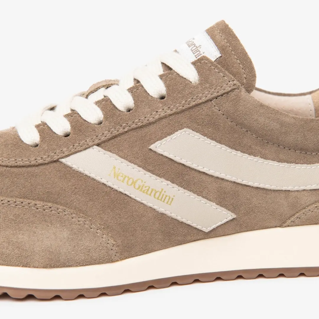 Sneakers Nerogiardini Velour Castoro Sauvage Ivory Etoile Leo Tr Este 97 - Fashion Wear - Vrouwen - afbeelding 2 van 2