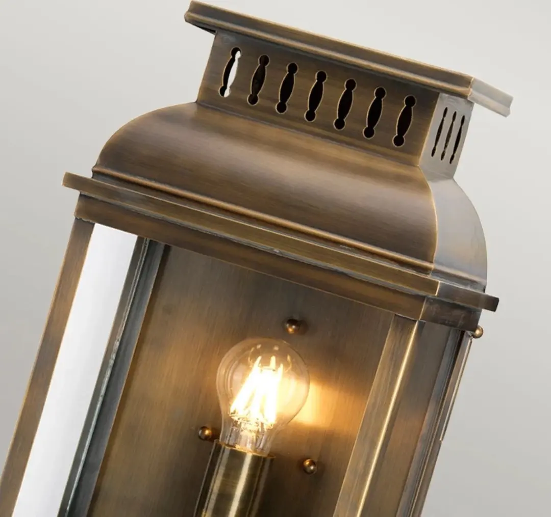 Elstead Lighting Westminster Wandlamp Buiten - E27 60W - IP44 - Aged Brass - afbeelding 4 van 4