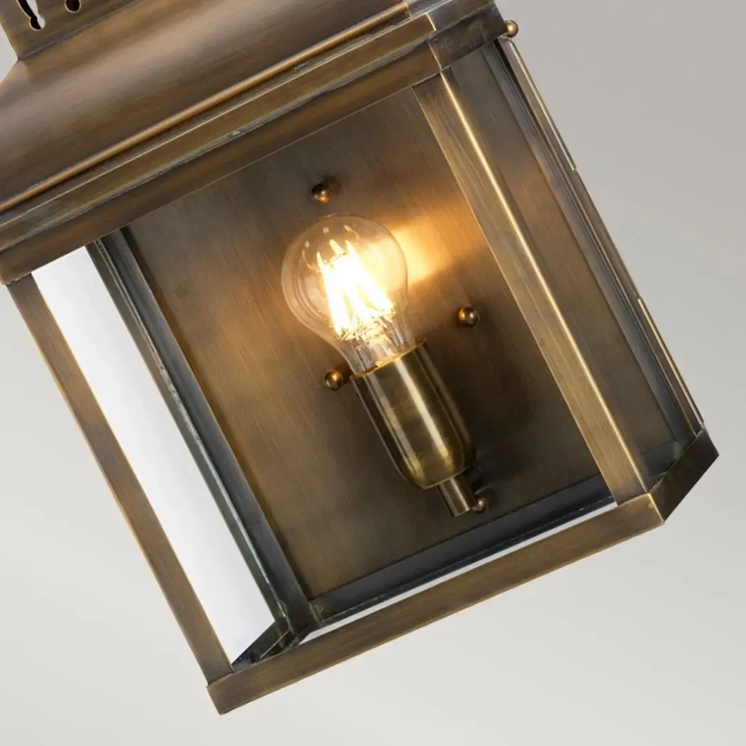Elstead Lighting Westminster Wandlamp Buiten - E27 60W - IP44 - Aged Brass - afbeelding 3 van 4