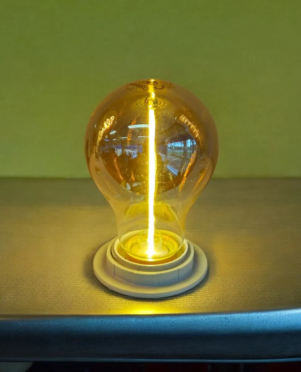 Osram Vintage 1906 Classic A LED - 1,8W 80lm Warm wit - Helder glas - afbeelding 6 van 6