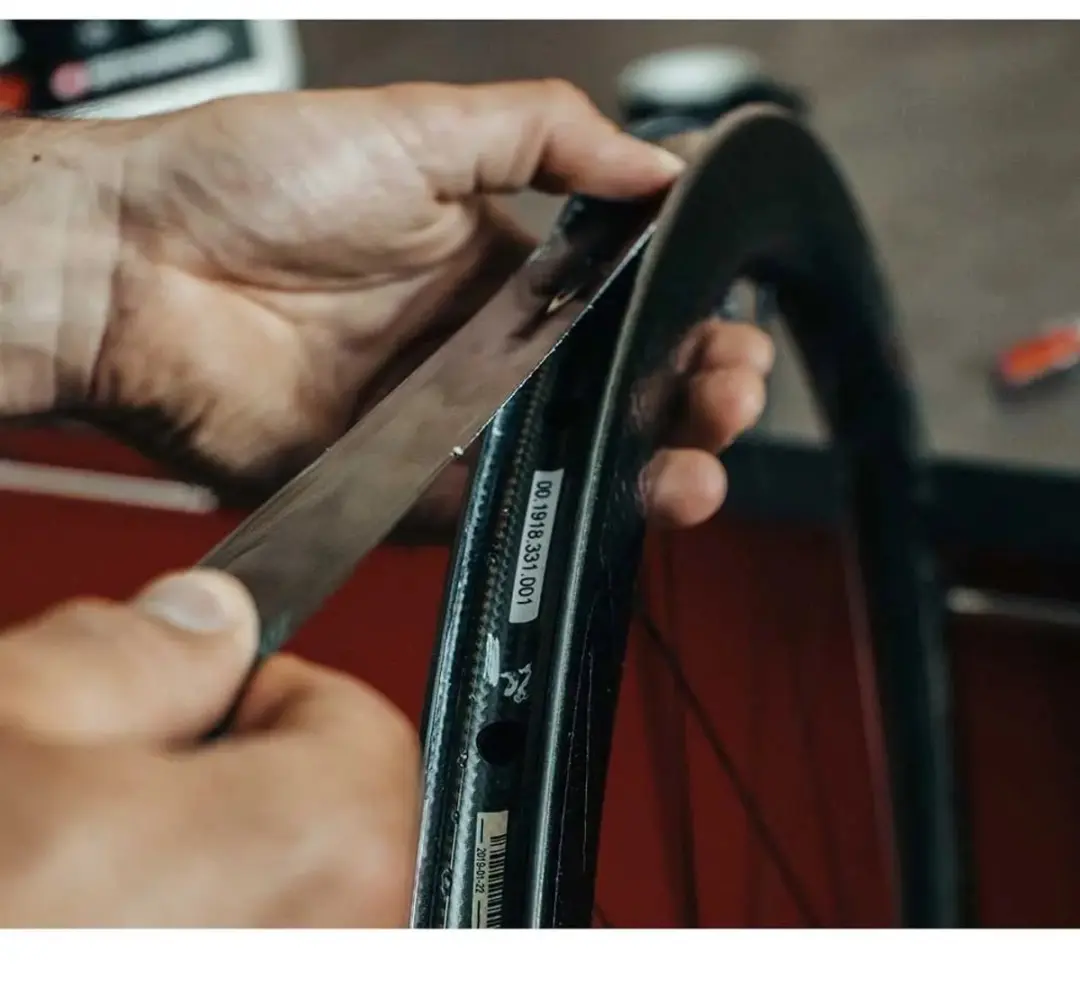 Hutchinson Tubeless Velglint 4.5 M - 30 mm - afbeelding 6 van 6