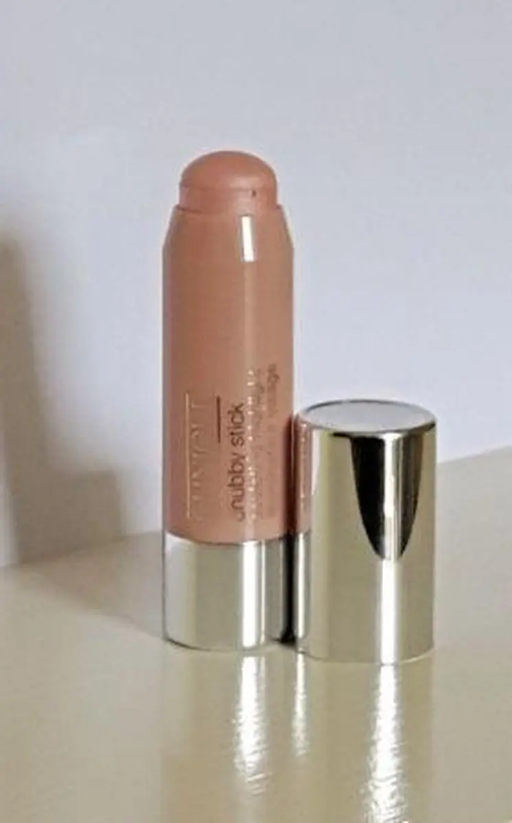 Clinique Chubby Stick Sculpting Highlighter - 6g - 001 - afbeelding 2 van 6