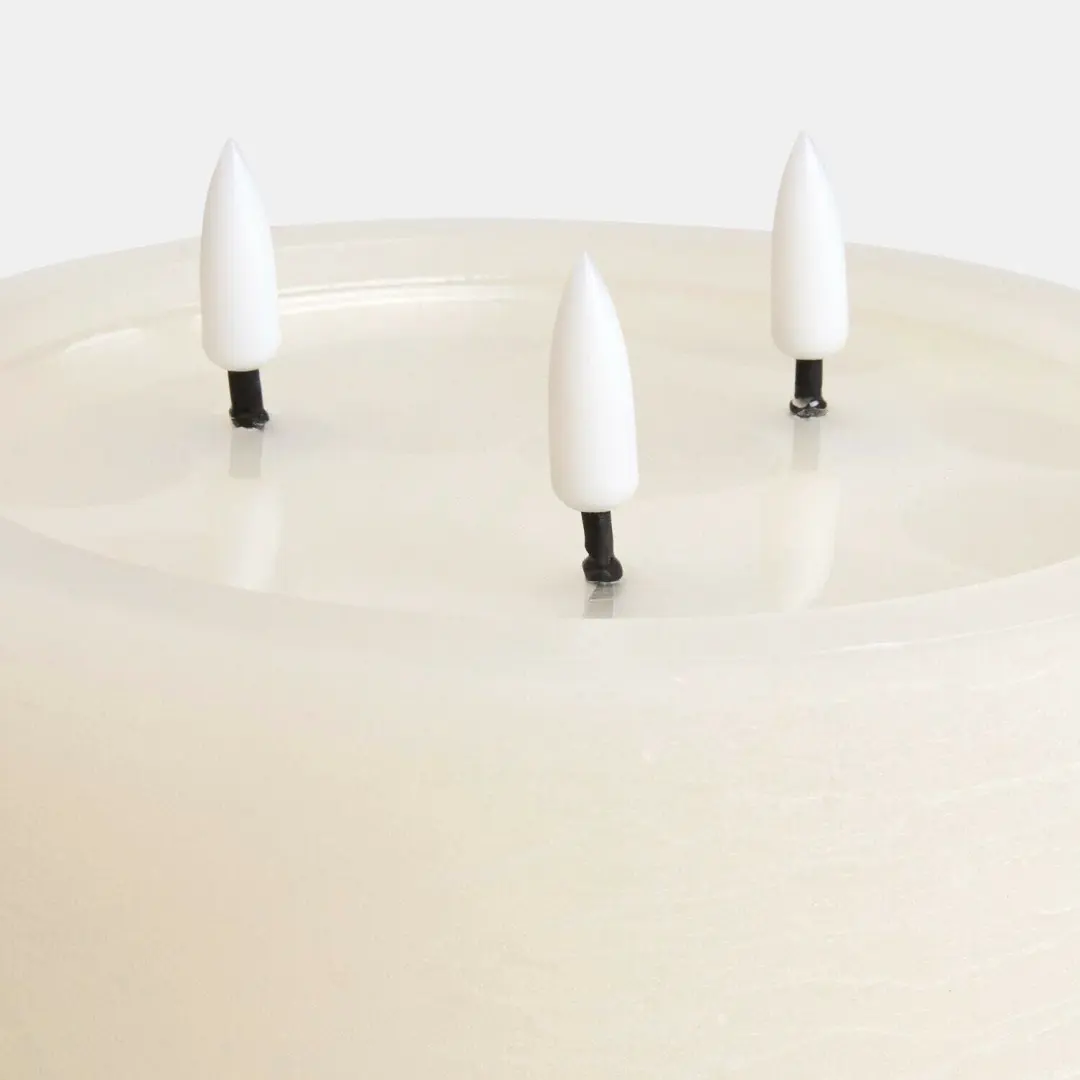 Loberon Chelun Ledstompkaars - Crème - afbeelding 3 van 6