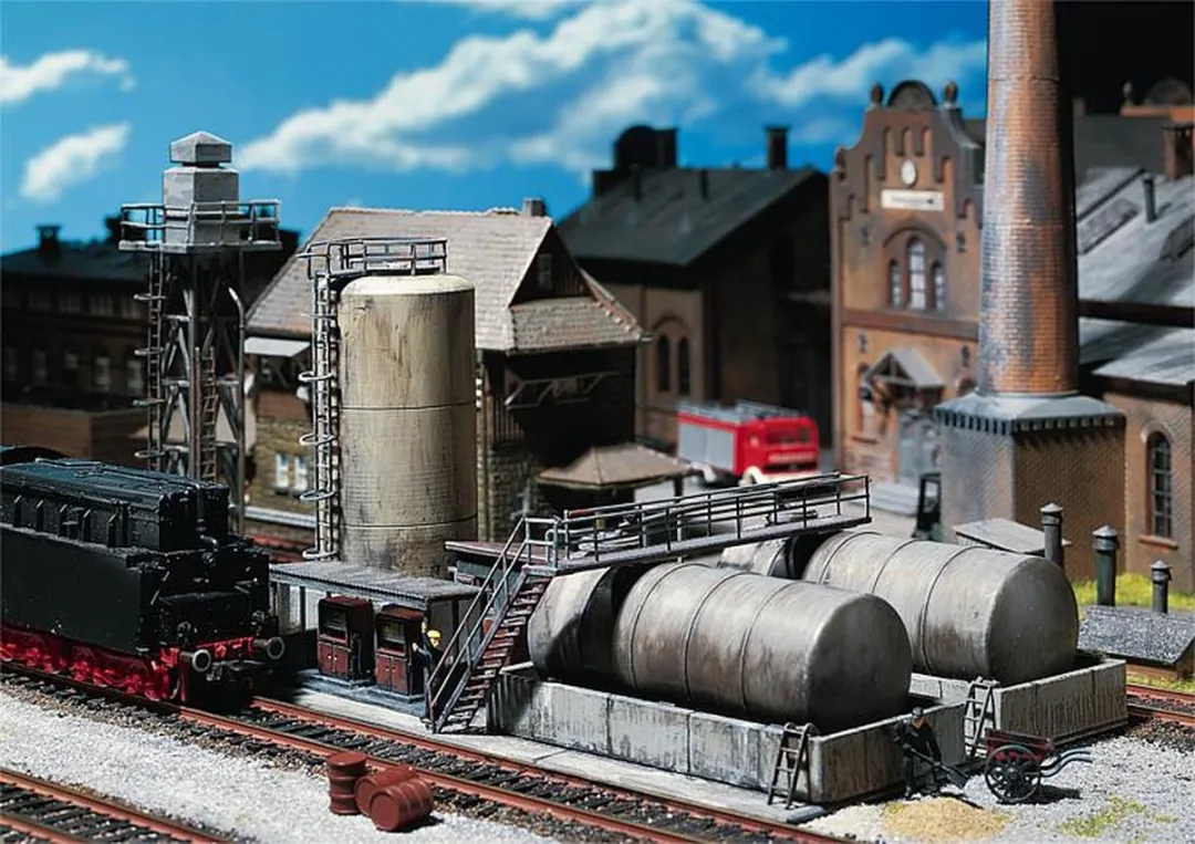 Faller Dieselpompstation H0