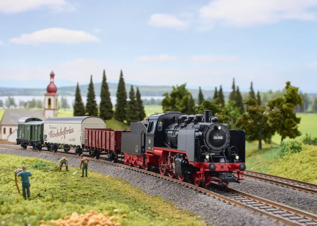 Märklin 29249 Startset H0 Digitale Goederentrein BR 24 DB