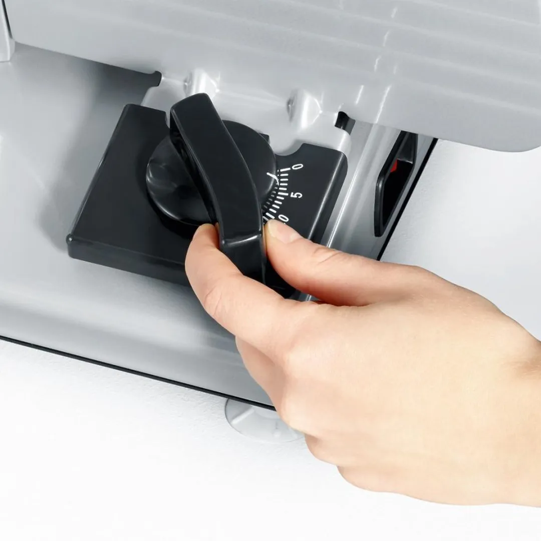 Severin AS 3915 Snijmachine - 180W - RVS