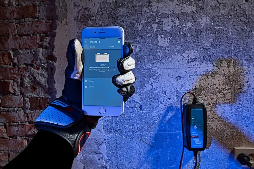 Victron Blue Smart IP65 Acculader 12V/25A - Zwart - afbeelding 5 van 6