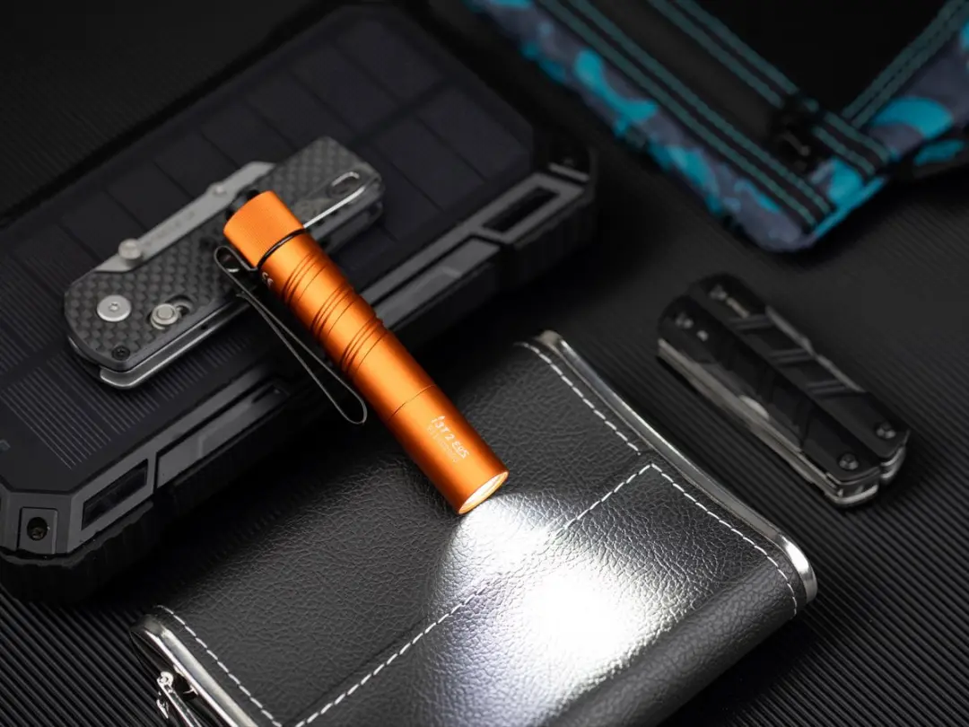 Olight i3T 2 EOS Zaklamp - 300 lm - Oranje - afbeelding 5 van 6