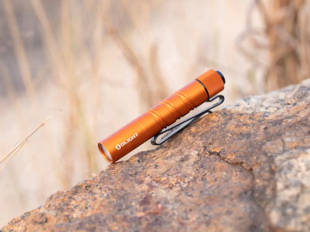 Olight i3T 2 EOS Zaklamp - 300 lm - Oranje - afbeelding 3 van 6