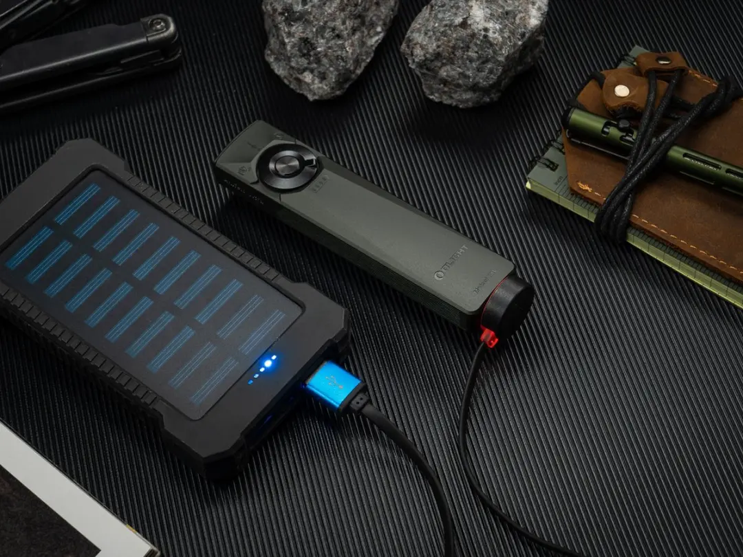 Olight Arkfeld Ultra Zaklamp - Olive Grey - afbeelding 5 van 6